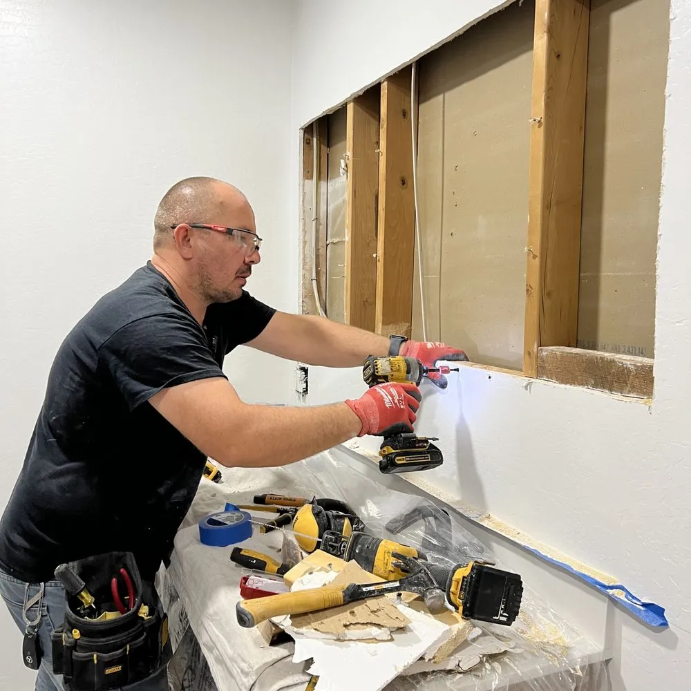 Plaster wall repair in London - London Handyman Pro